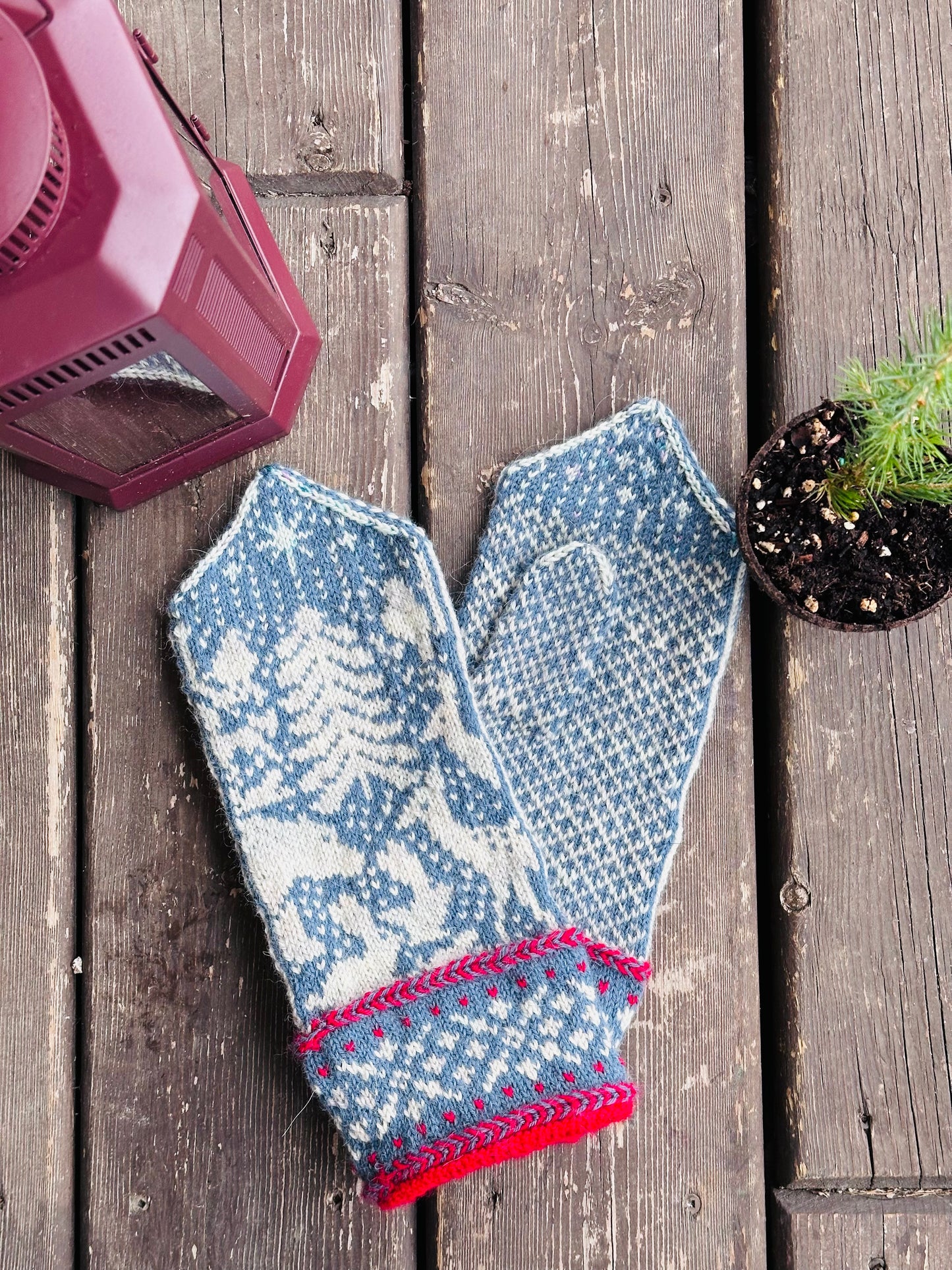 Forest Friends Mittens