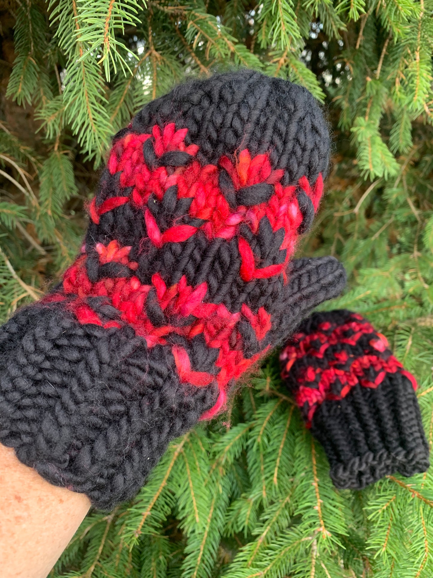 Pomona Mitts